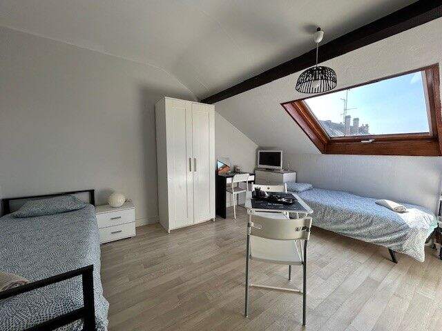 Appartement À Louer — photo du bien