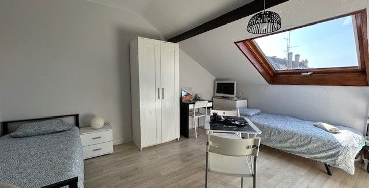 Appartement À Louer — photo 1