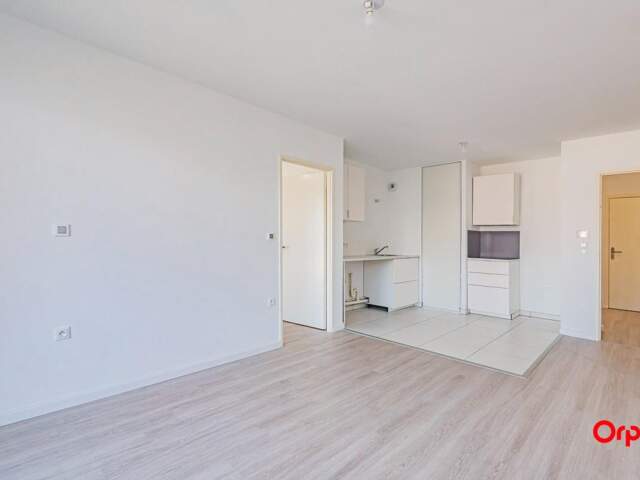 Appartement Reims 2 pièces 43.07 m2 — photo du bien