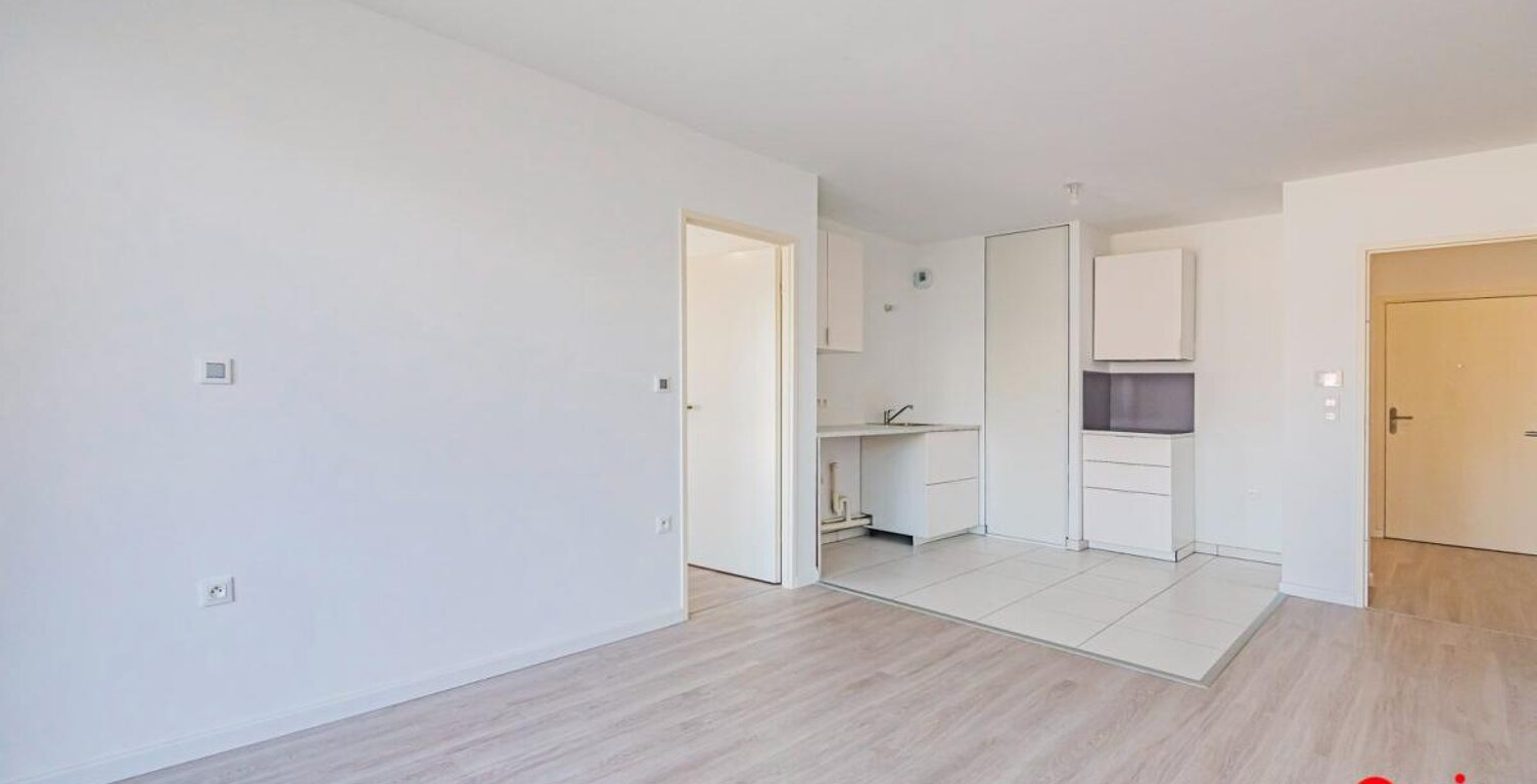 Appartement Reims 2 pièces 43.07 m2 — photo 1