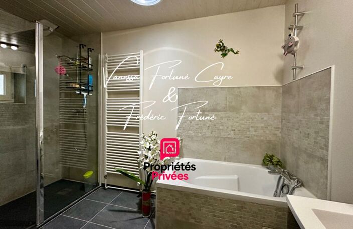 Coup de coeur Blanquefort (Caychac) : Maison en pierre de 1864, piscine & revenus solaires ! — photo 5