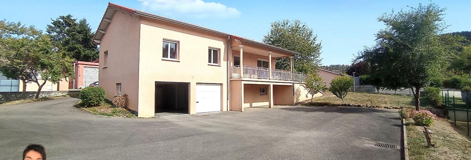 Maison 5 Pièces 107 m² à vendre à Thizy-les-Bourgs (69240)