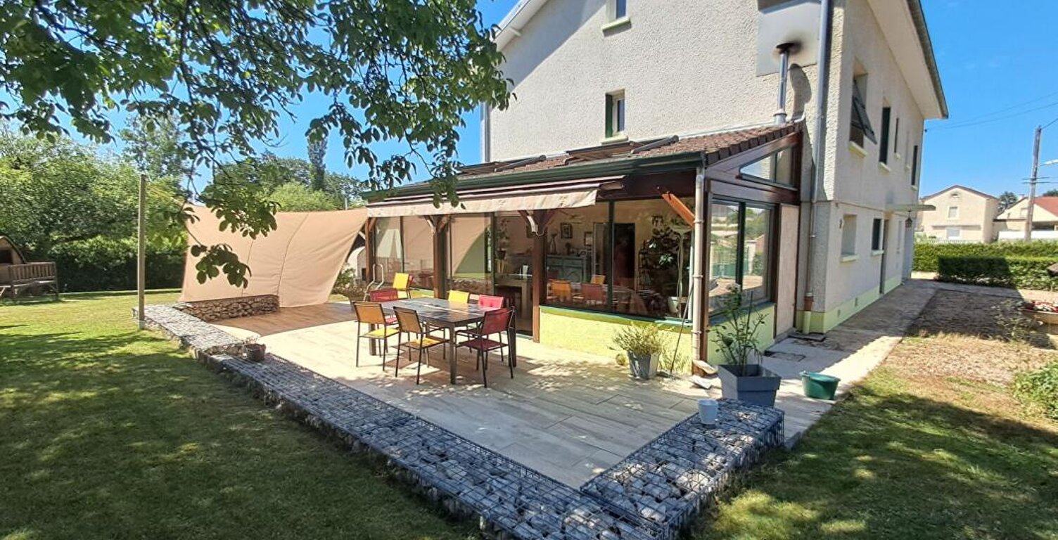 Maison  10 pièce(s) 258 m2.Piscine — photo 1