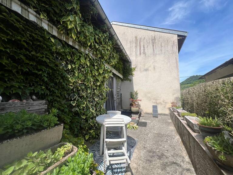 Digna Maison de village 120 m² avec garage et jardin Chauffage granulés — photo 1