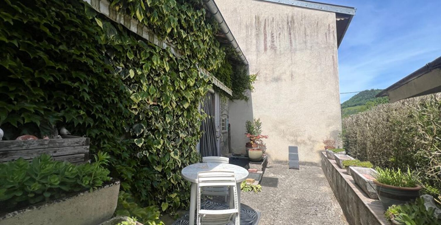Digna Maison de village 120 m² avec garage et jardin Chauffage granulés — photo 1