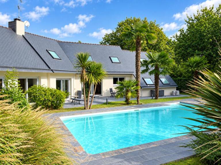Propriété Familiale de 235 m² -4 chambres -Piscine-Dépendance-Terrain1700M² — photo 1
