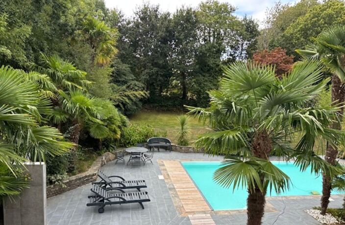 Propriété Familiale de 235 m² -4 chambres -Piscine-Dépendance-Terrain1700M² — photo 2