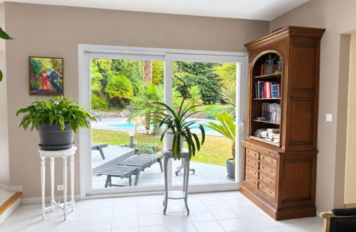 Propriété Familiale de 235 m² -4 chambres -Piscine-Dépendance-Terrain1700M² — photo 5
