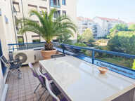 APPARTEMENT FAMILIAL EXCEPTIONNEL de 138M² - QUARTIER GRATTE-CIEL AVEC TERRASSE — photo 2