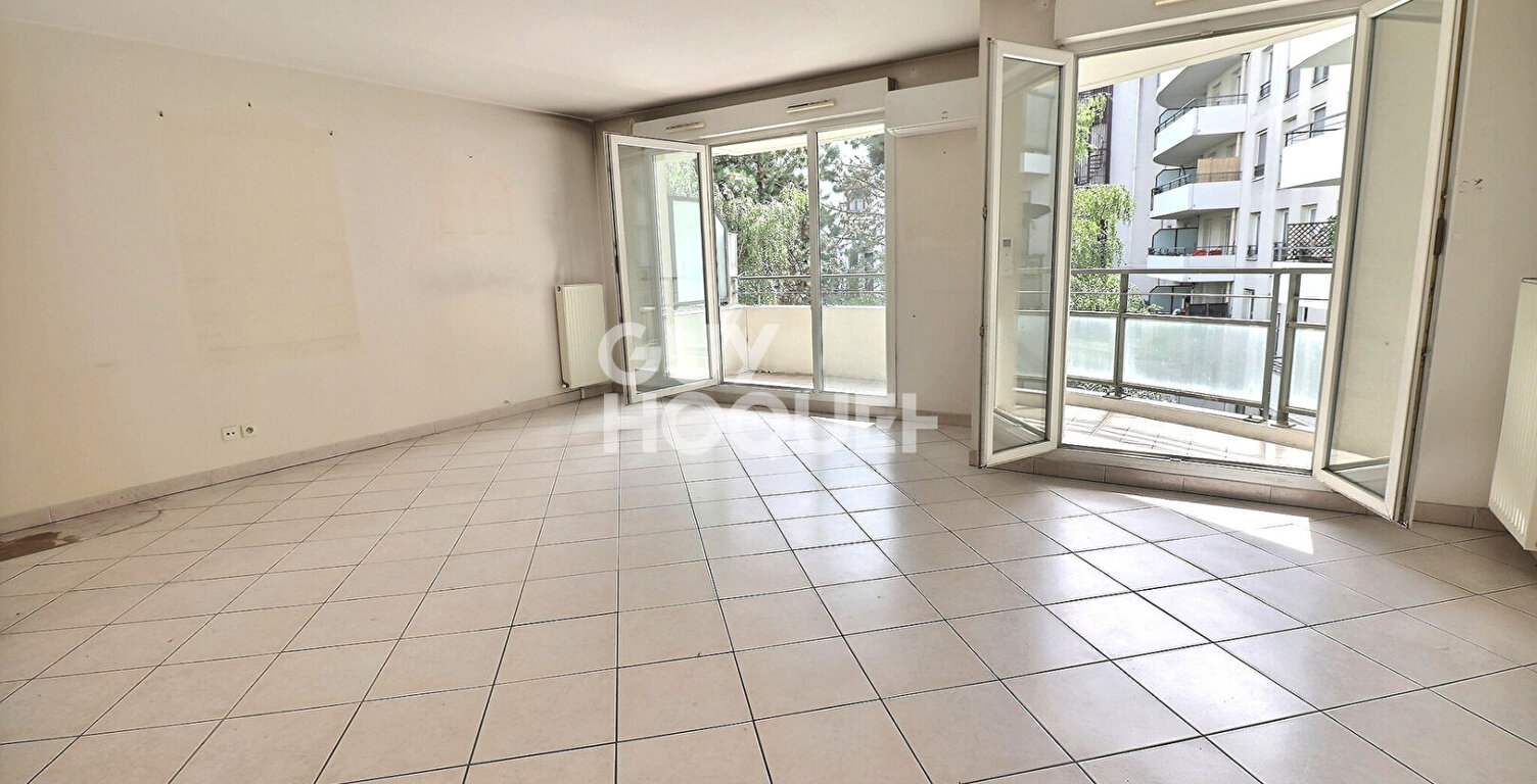 Appartement Familial secteur Jean Macé — photo 1