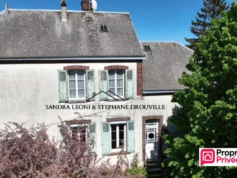 JOUY - CHARMANTE MAISON BOURGEOISE A FORT POTENTIEL DE 140 m², 6 pièces — photo 1