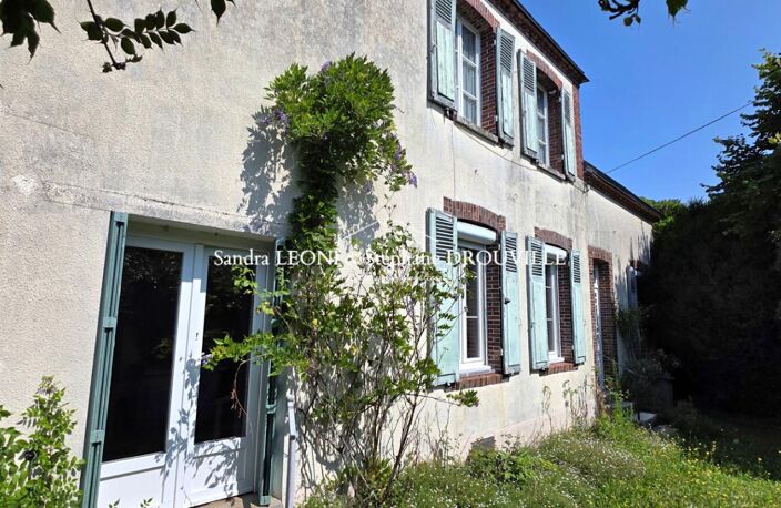 JOUY - CHARMANTE MAISON BOURGEOISE A FORT POTENTIEL DE 140 m², 6 pièces — photo 2
