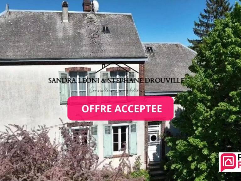 JOUY - CHARMANTE MAISON BOURGEOISE A FORT POTENTIEL DE 140 m², 6 pièces — photo 1