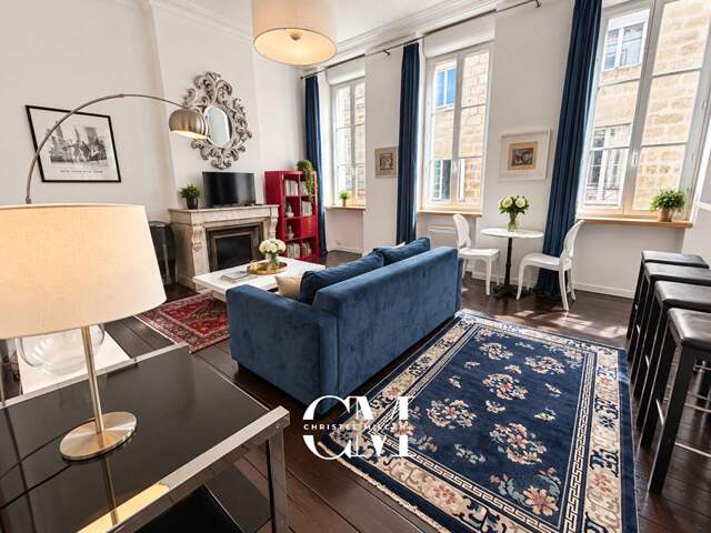 Appartement en pierre de 62 m², saint Seurin, jardin public — photo du bien