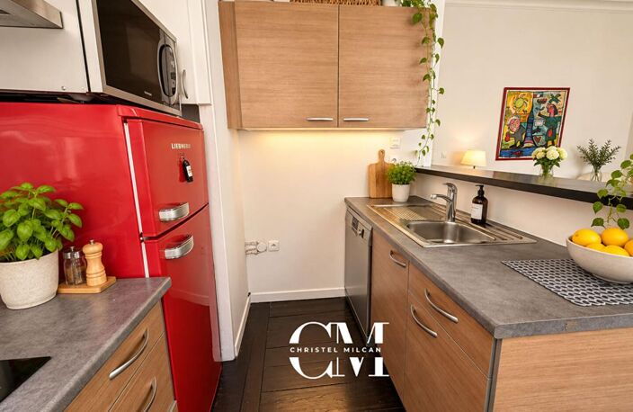 Appartement en pierre de 62 m², saint Seurin, jardin public — photo 5