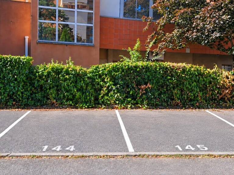 Parking Toulouse 1 pièce(s) — photo 1