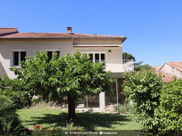 Maison Villeneuve Les Avignon 8 pièce(s) 100 m2 — photo du bien