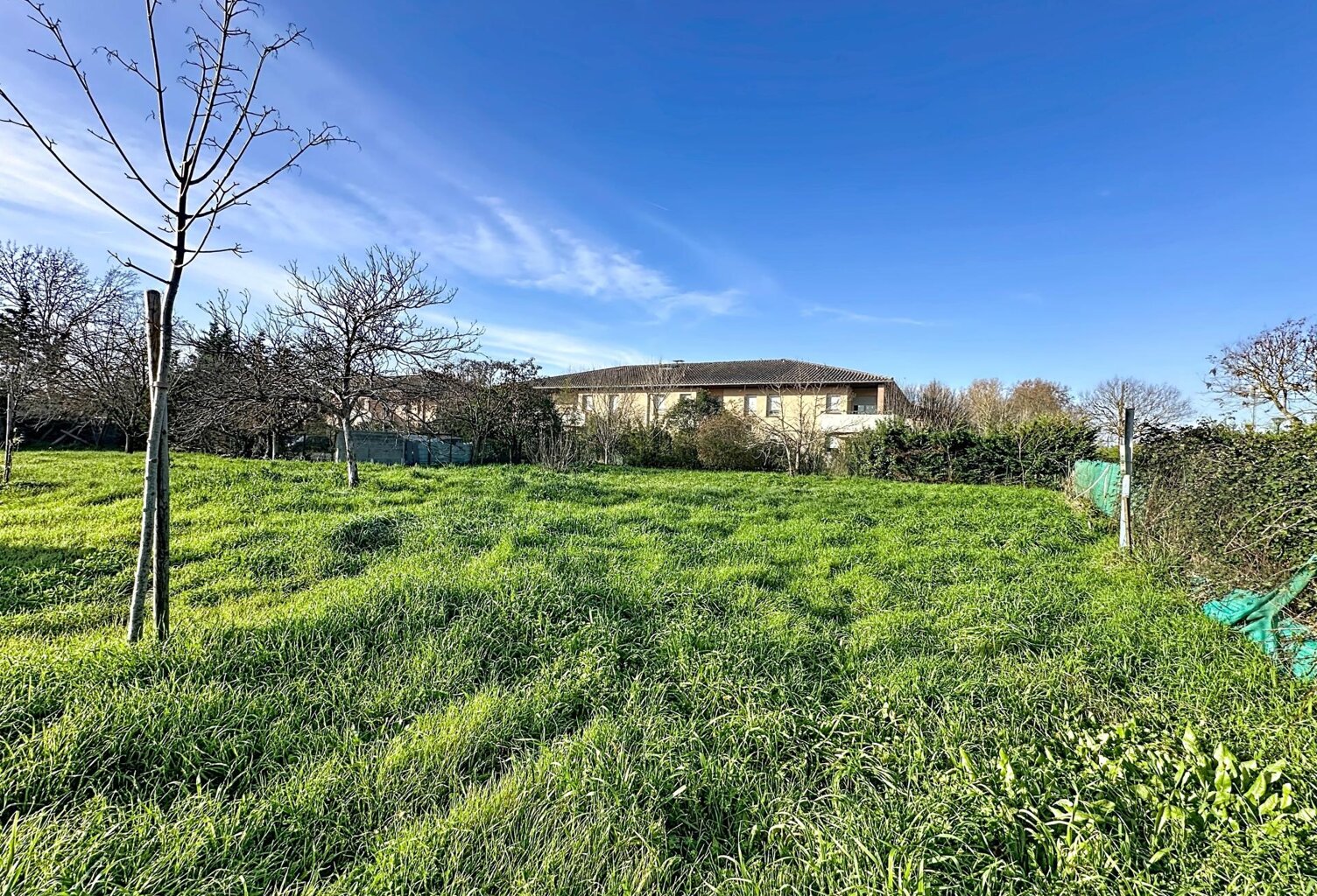 Terrain constructible de 548m2 - SAINT JORY (31790) — photo 1