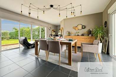 Maison 9 pièces 499000 €