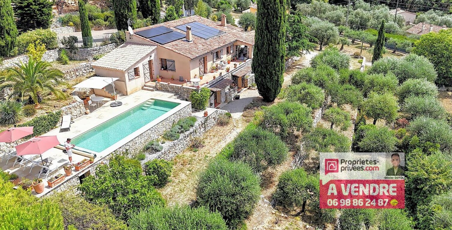 PROPRIETE PROVENCALE VUE MER — photo 1