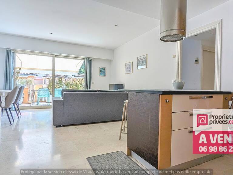 MAGNIFIQUE 2 PIECES DE 55 m² AVEC VASTE TERRASSE ET VUE MER PARTIELLE — photo 1