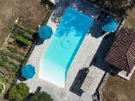 Domaine Gourdon avec piscine sur 13.5 hectares de terrain — photo 4