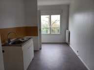 Leasing Appartement 3  pièces 66 m² Cluis — photo 2