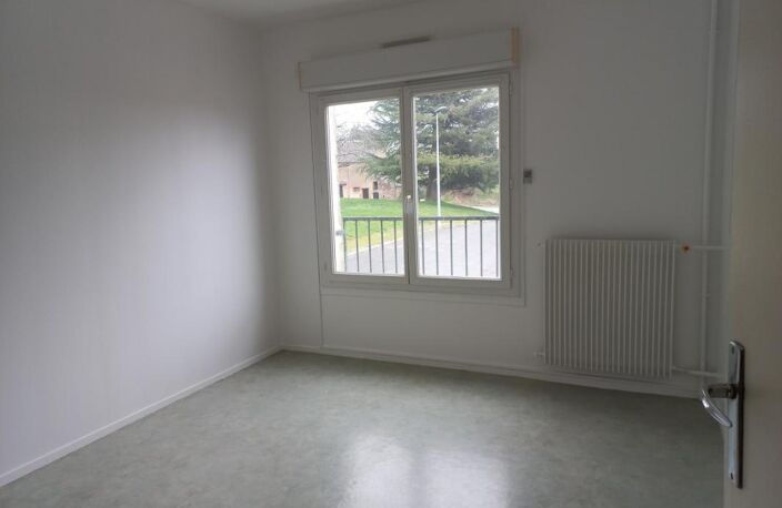 Leasing Appartement 3  pièces 66 m² Cluis — photo 4
