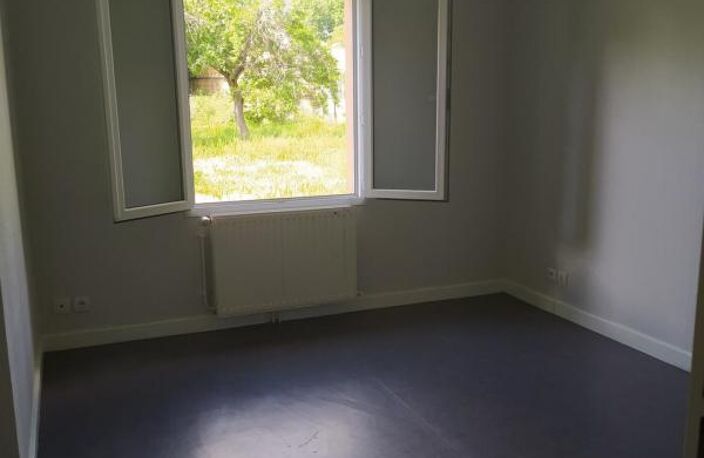 Leasing Maison 5  pièces 110 m² Le Blanc — photo 3