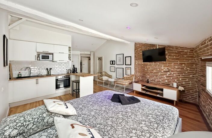 DERNIERE OPPORTUNITE - HYPER CENTRE STUDIO MEUBLE — photo 3