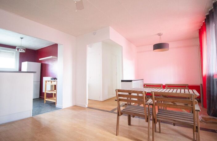 A LOUER GRAND T3 MEUBLE 77m² AVEC BALCON ET CAVE - TOULOUSE  BONNEFOY — photo 2