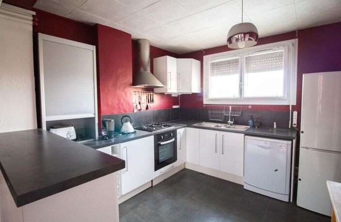 A LOUER GRAND T3 MEUBLE 77m² AVEC BALCON ET CAVE - TOULOUSE  BONNEFOY — photo 4