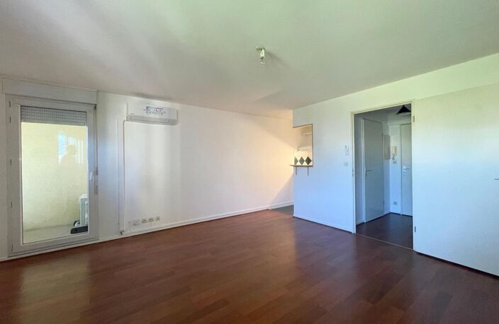 Location appartement 2 pièces 37 m² à Toulouse (31300) — photo 2