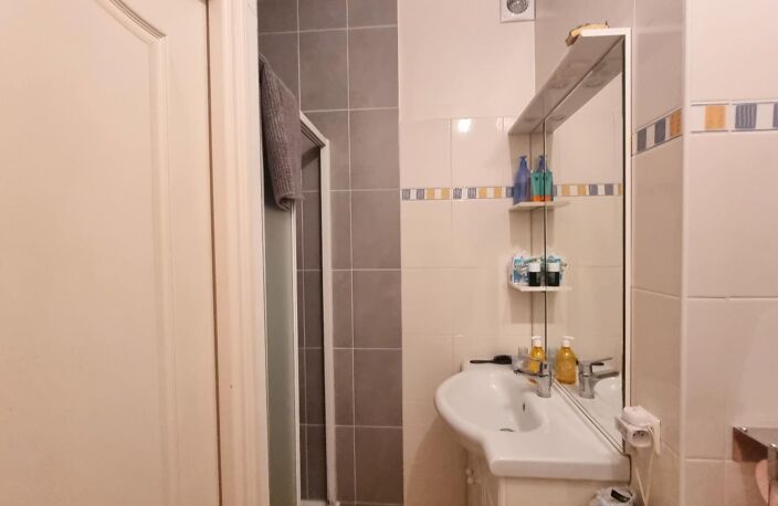 Location appartement 2 pièces 46 m² à Tours (37000) — photo 3