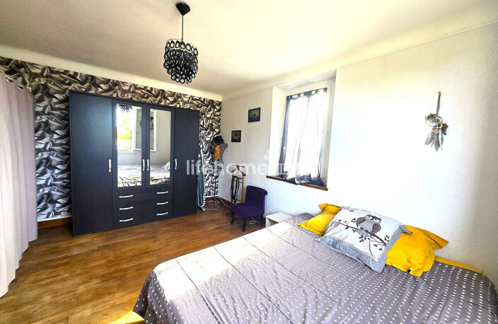 Maison individuelle avec jardin, terrasse et garage  Lizière — photo 4