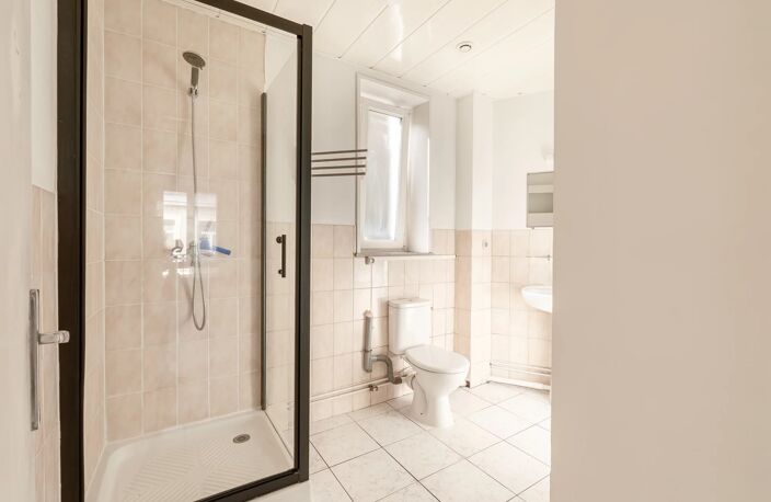 PROCHE DU VIEUX BOULOGNE – IMMEUBLE DE CARACTÈRE DE 5 APPARTEMENTS 100 % LOUÉS — photo 3