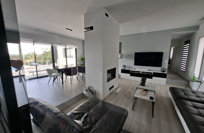 AGEN : Villa 195 m2 contemporaine avec vue dominante, piscin — photo 3