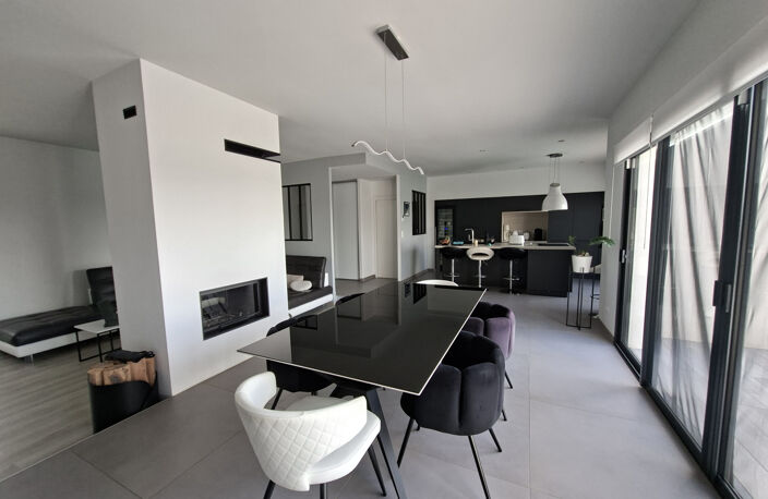 AGEN : Villa 195 m2 contemporaine avec vue dominante, piscin — photo 5