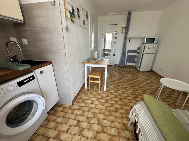 STUDIO meublé la baie des anges avec parking privatif — photo du bien