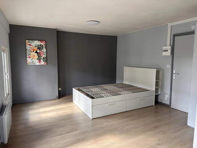 Studio non meublé de 27 m² à Niort — photo du bien