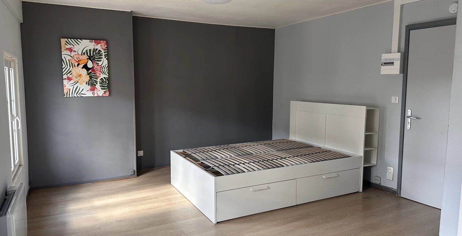 Studio non meublé de 27 m² à Niort — photo 1