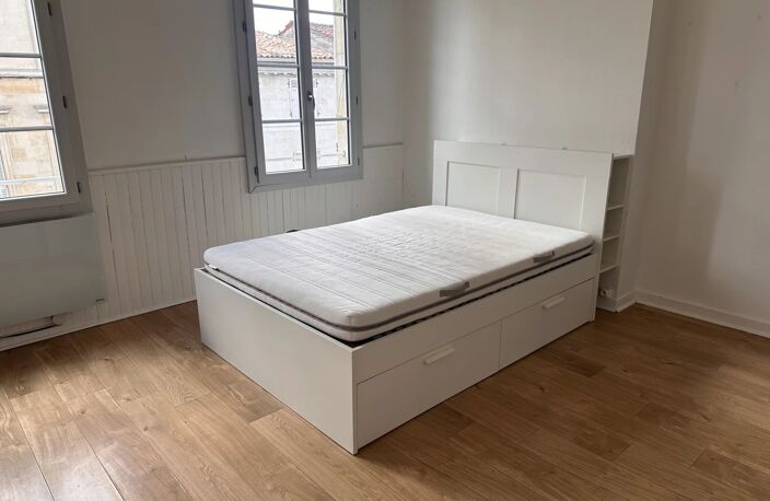 Appartement T1 de 27 m² à Niort — photo 4