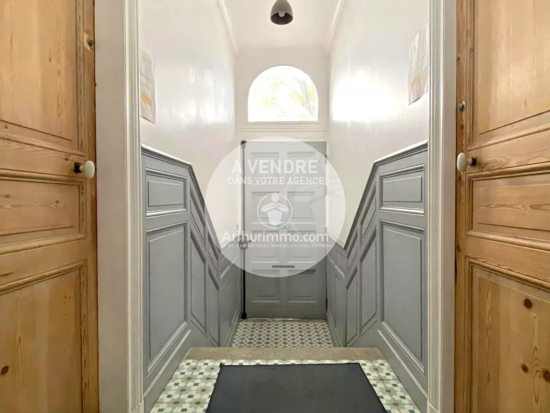 Maison 12 pièces 240 m² · à Saint-Nazaire · 240 m² · 1 250 000 €