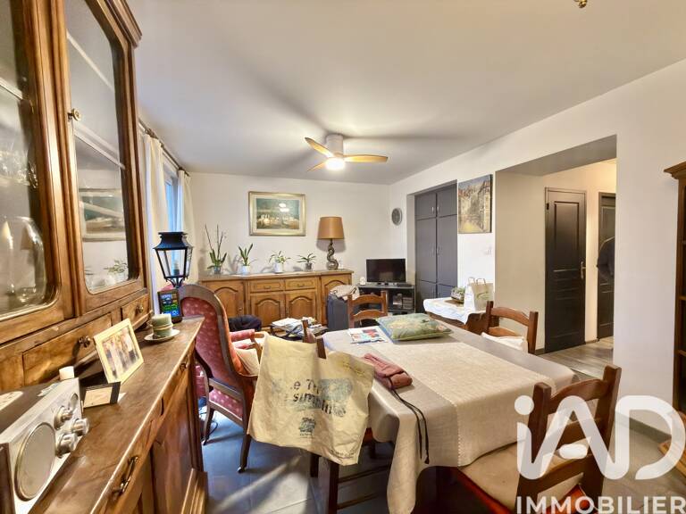 Vente Immeuble 142 m&sup2; — photo 1