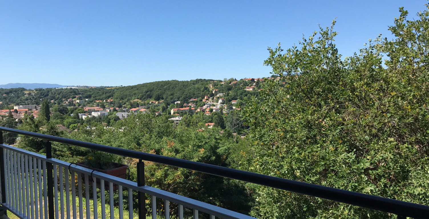 BELLE MAISON DE PLAIN PIED AVEC VUE IMPRENABLE SUR BRIGNAIS — photo 1