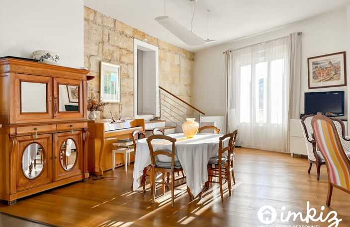 Belle maison en pierre, garage + piscine intérieur — photo 2