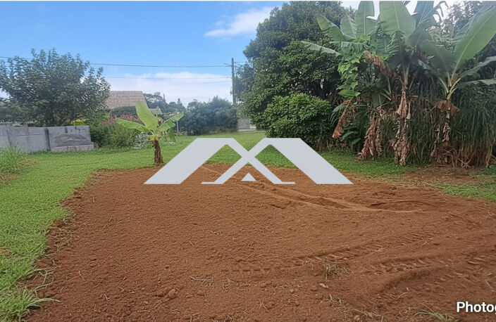 Terrain constructible 764 m² -Saint Joseph — photo 4