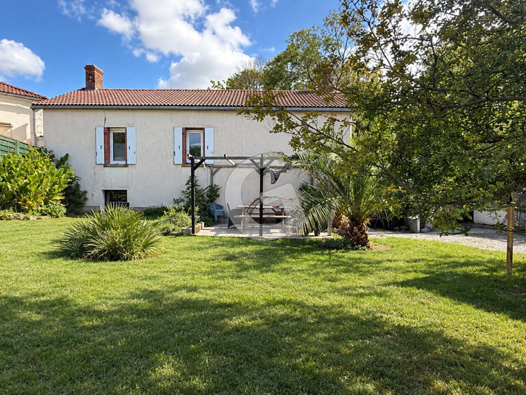 MAISON 4 PIECES- 92M²- À VENDRE À CHAMP SAINT PERE — photo 1