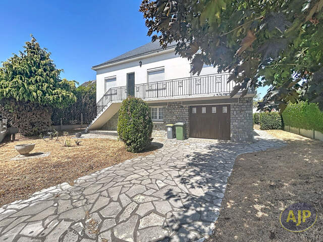 Maison sur sous sol Châteaubriant  4 pièce(s) 96 m2 — photo du bien