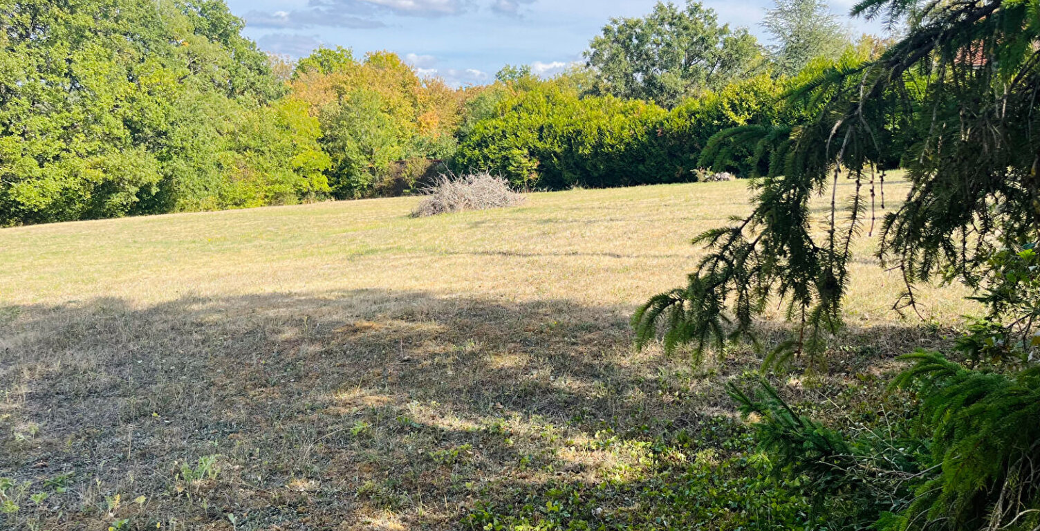 Terrain sud Auxerre — photo 1